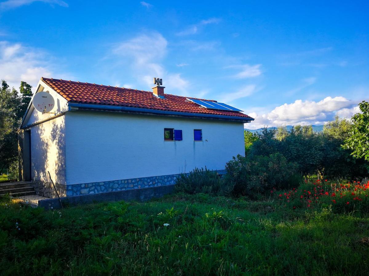 Villa Ecohouse Oliveglia à Šilo Extérieur photo